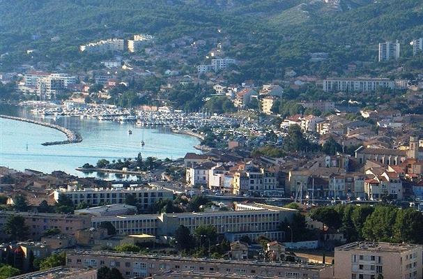 Martigues — Vue générale depuis la chapelle Notre-Dame-des-Marins