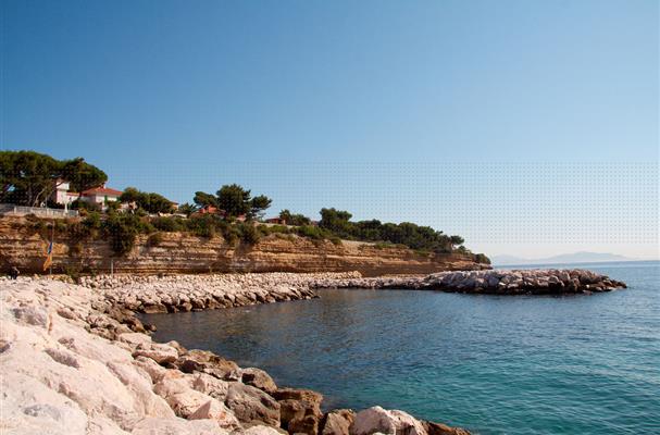 plage rocher Carry le rouet