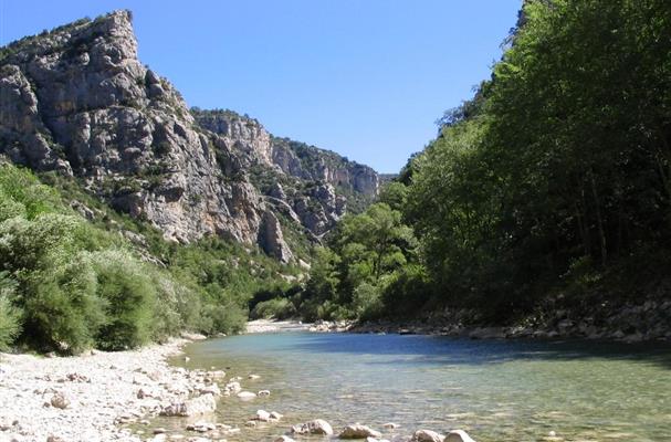 Plages de galets dans les Gorges du Verdon
